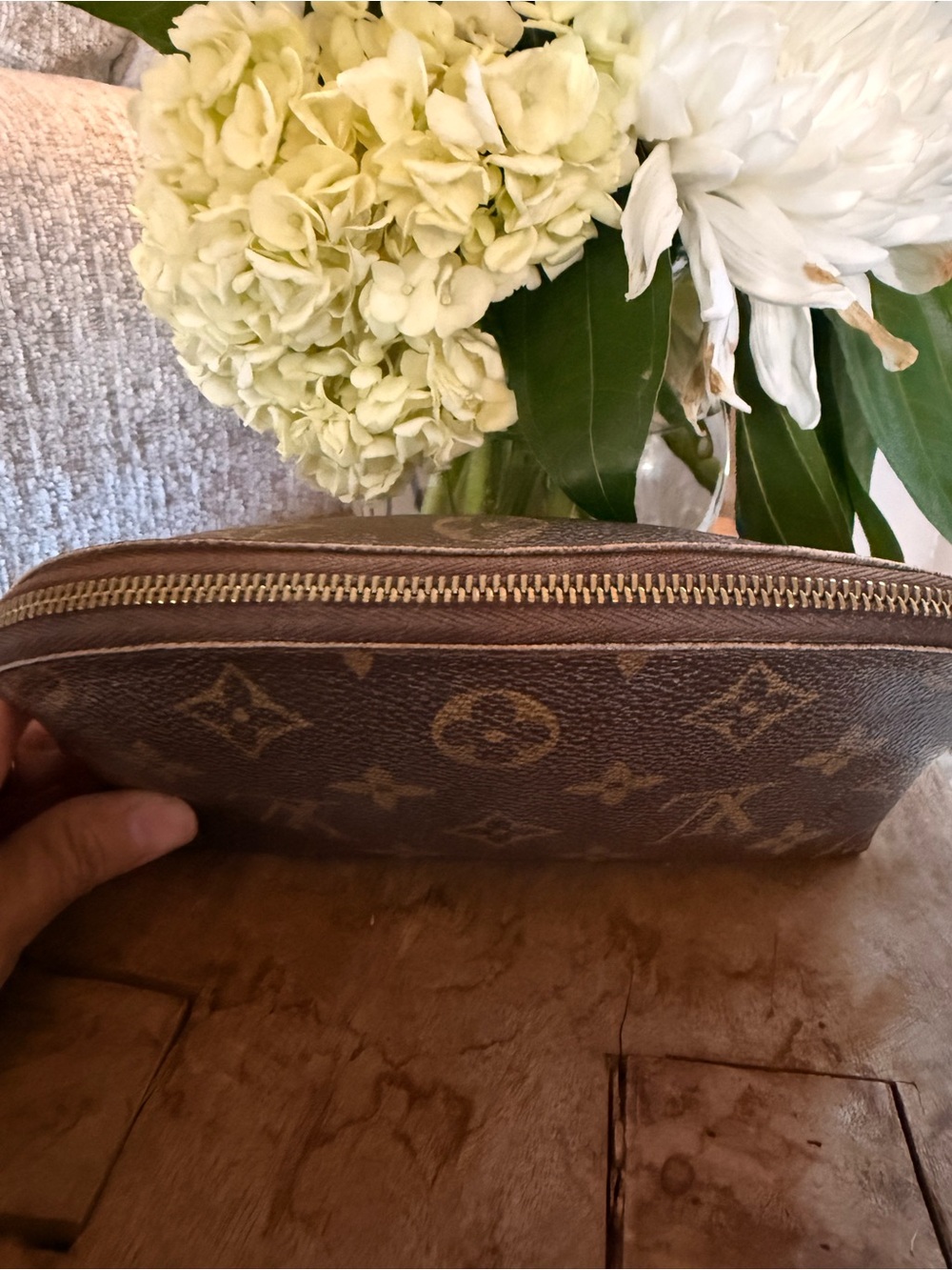 Authentic, Louis Vuitton Cosmetic Makeup bag! - Picture 2 of 9